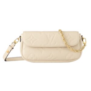 루이비통[louis vuitton/듀티프리]월릿 온 체인 아이비 앙프렝뜨(크림)