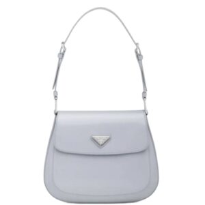프라다[prada/블랙프라임]클레오 브러시드 레더 플랩 미디엄 숄더백(콘플라워)