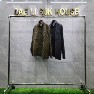 [국내배송]펜디 로고 자켓