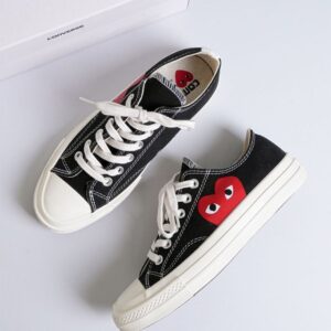 [국내배송]꼼데 가르송 플레이 X 컨버스 척 70 로우탑 스니커즈
