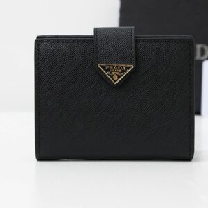 [국내배송]프라다 사피아노 삼각로고 반지갑