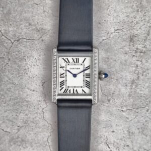 [국내배송]까르띠에 탱크 머스트 워치 다이아